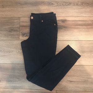 Navy mid-rise jegging